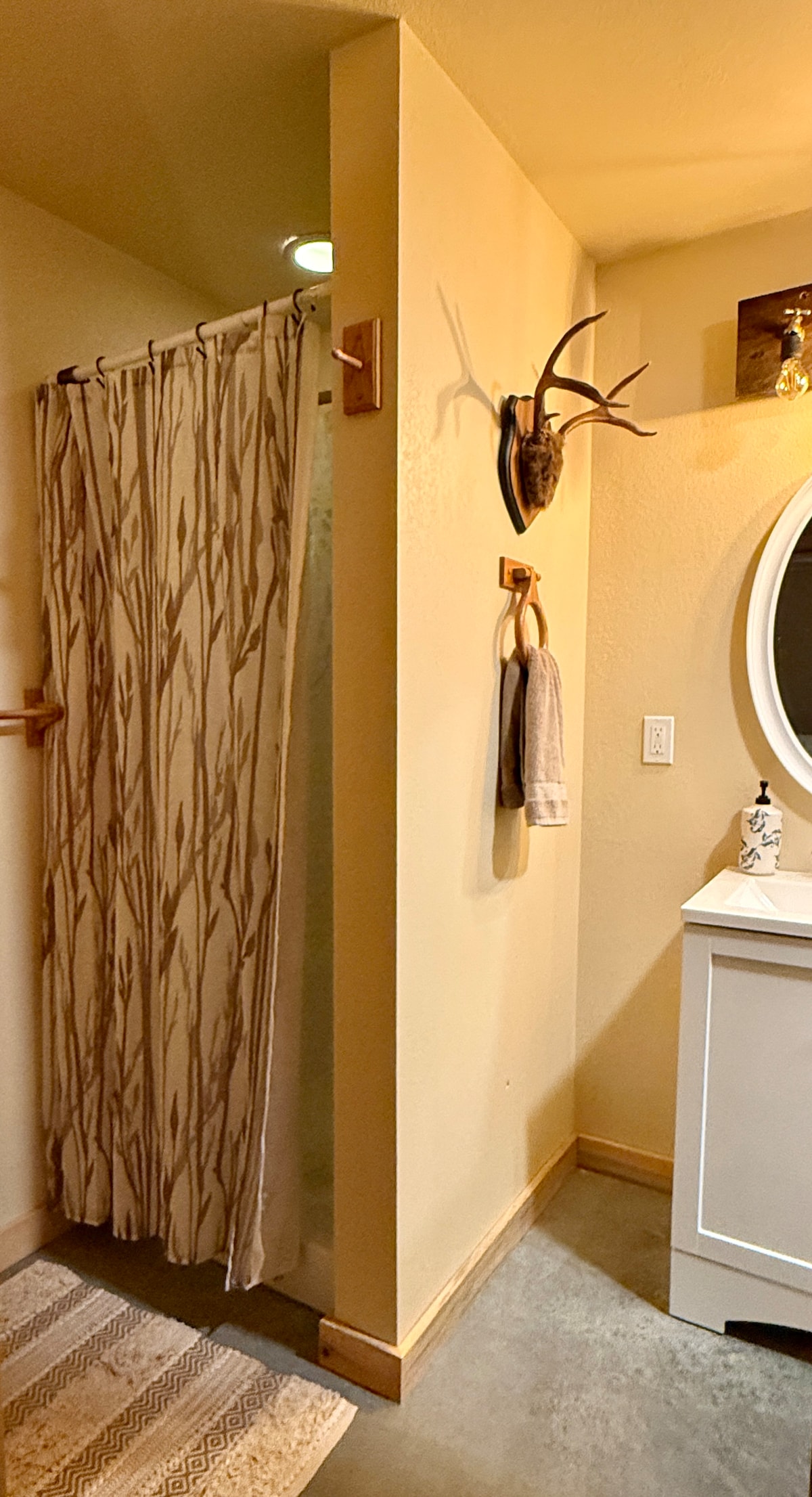 Room 210 — Room 210 interior